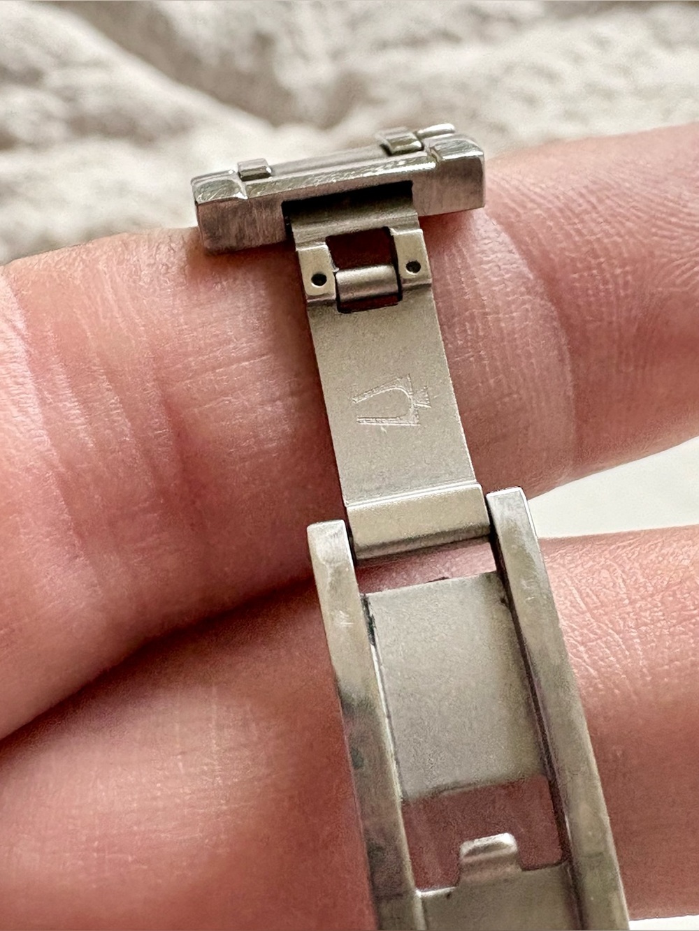 Vintage Bulova Women’s Diamond Two-Tone Silver and Gold 96R105 Bracelet Watches - Picture 8 of 15